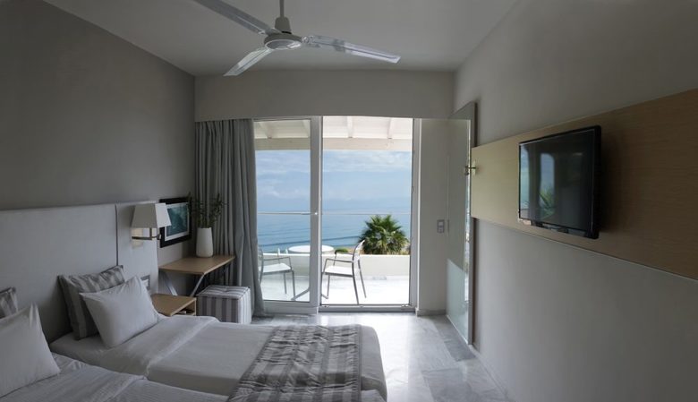 Hotel Acharavi Beach