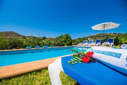 Capdepera Villa Sleeps 6 Pool Wifi