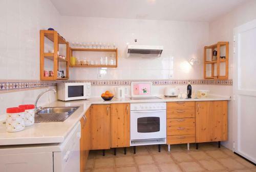 Corralejo Villa Sleeps 5 Wifi