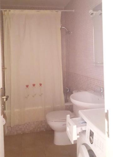 2 Floor House, Up To 6 Persons, Near Beach
