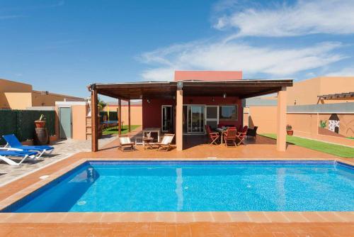 Villa Oneida