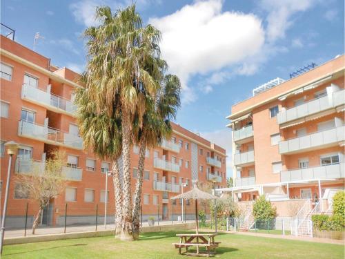 Three-bedroom Apartment In Cubelles