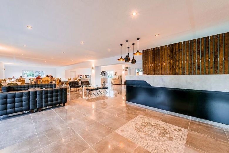 Hotel Belmare
