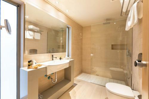 Hotel Eden Roc Resort