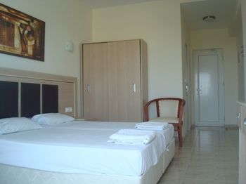 Hotel Grecian Fantasia Resort
