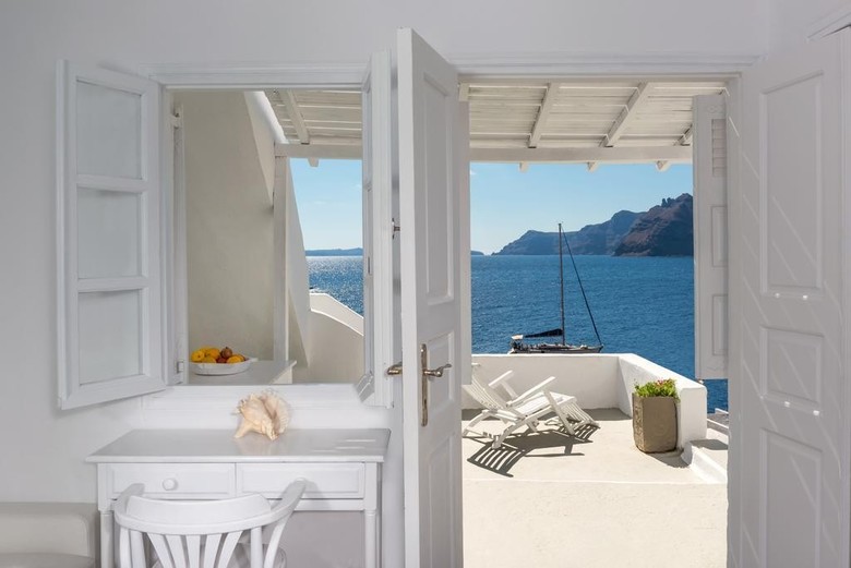 Hotel Amoudi Villas