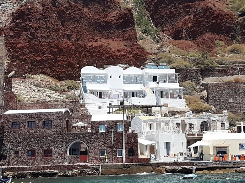 Hotel Amoudi Villas