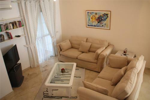 Beautiful Townhouse For 5 Persons, With Swimming Pool