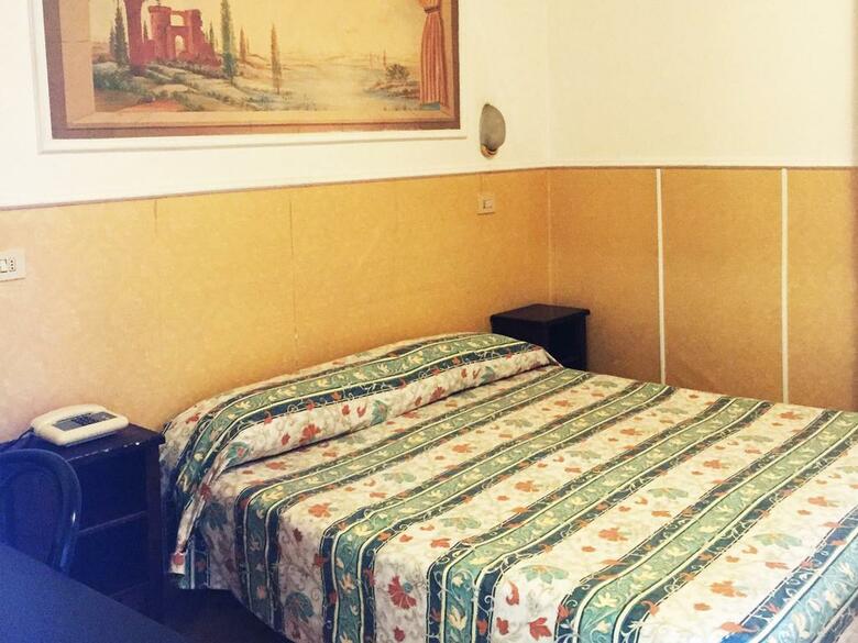 Hotel Ascot