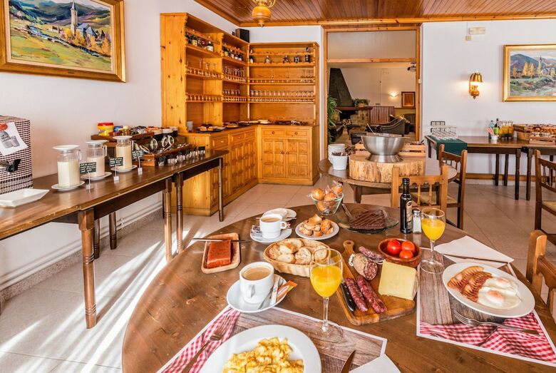 Hostal Trainera