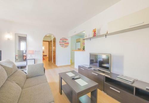 Urbanitzacio Montemar Villa Sleeps 6 Pool