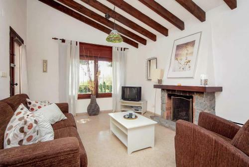 Fanadix Villa Sleeps 4 Wifi
