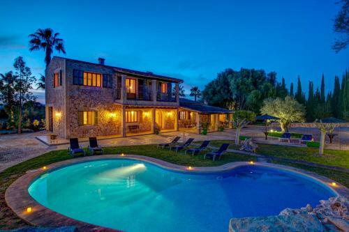 Felanitx Villa Sleeps 8
