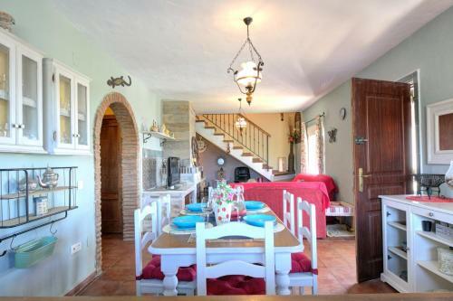 Villa White