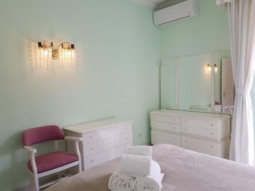 Apartamento Sky-high Seaside Getaway In Fuengirola!