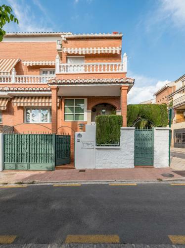 Casa La Solana, Con Piscina Privada.