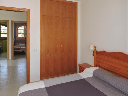 Three-bedroom Holiday Home In L`hospit. De L`infant
