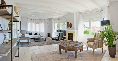 Villa Johny