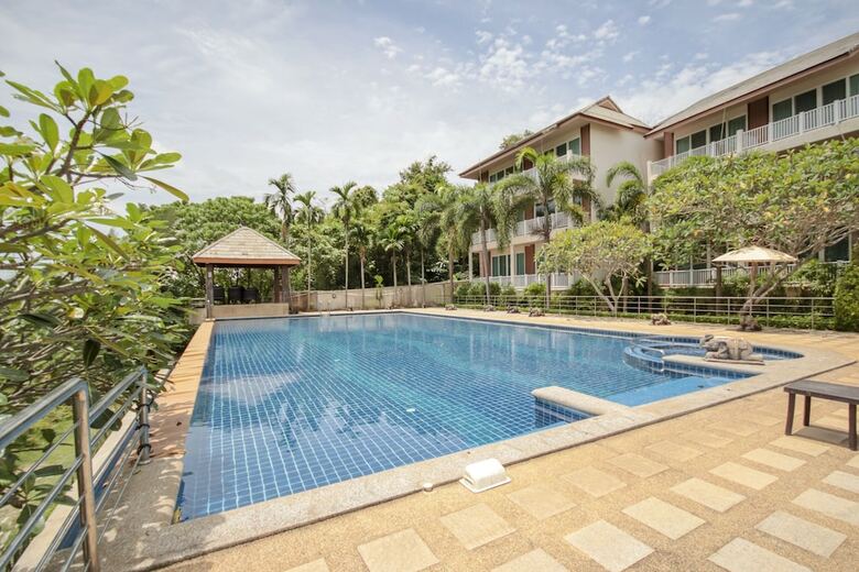 Hotel Ananda Lanta Resort