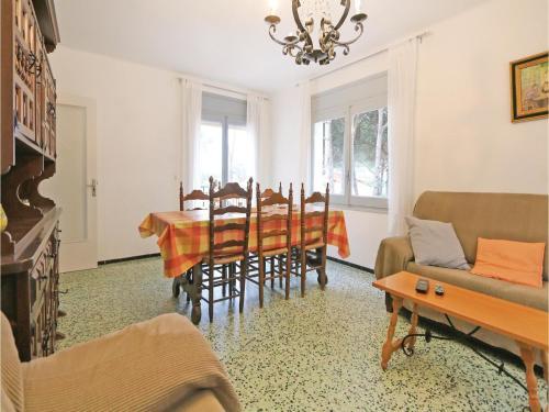 Studio Apartment In L'escala