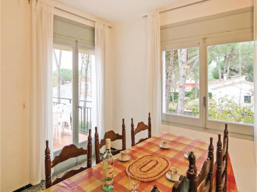 Studio Apartment In L'escala