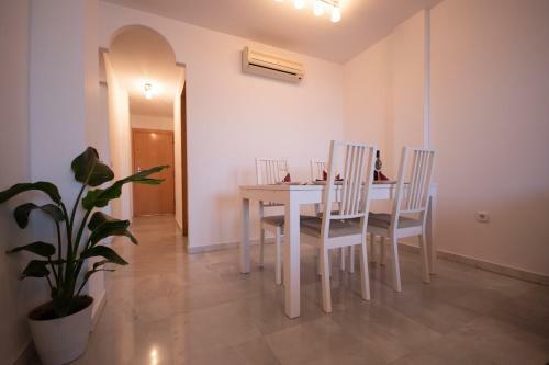 Apartment Walking Distance To The Beach