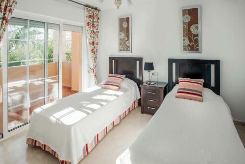La Cala De Mijas Villa Sleeps 8 Air Con Wifi