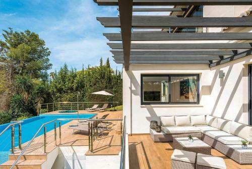 La Cala De Mijas Villa Sleeps 11 Air Con Wifi
