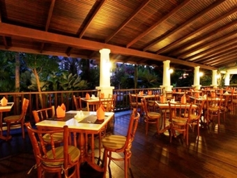 Hotel Duangjitt Resort And Spa