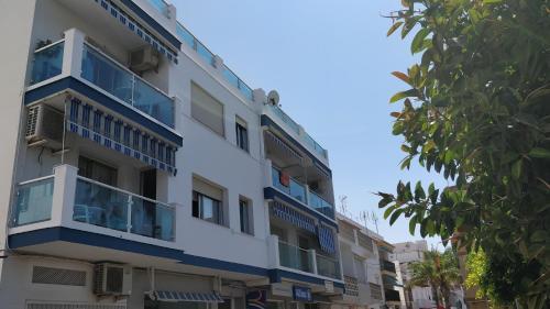 Apartamento Ideal Parejas Primera L�nea Playa Con Terraza Gb4