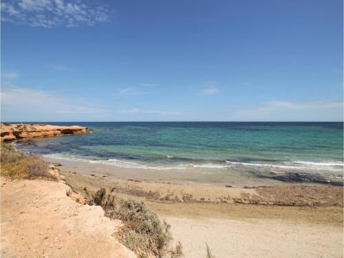 Four-bedroom Holiday Home In Torre de La Horadada