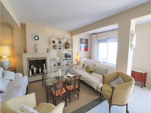 Six-bedroom Holiday Home In La Manga