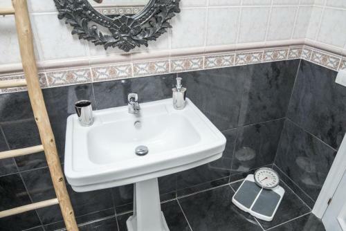 Lightbooking-villa Sol