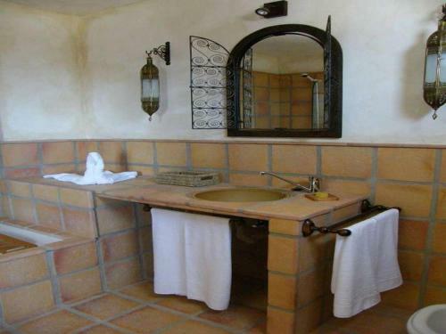 Las Brenas Villa Sleeps 2 Wifi T691366