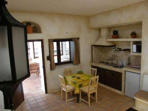 Las Brenas Villa Sleeps 2 Pool Wifi