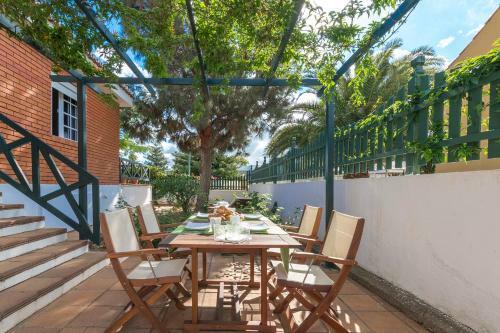 Villa Los Almendros