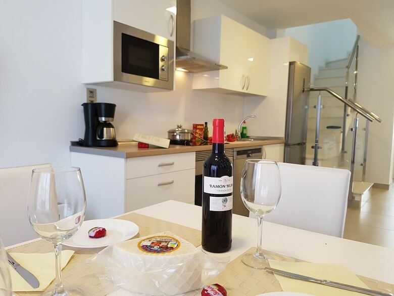 Canteras Suites Apartments
