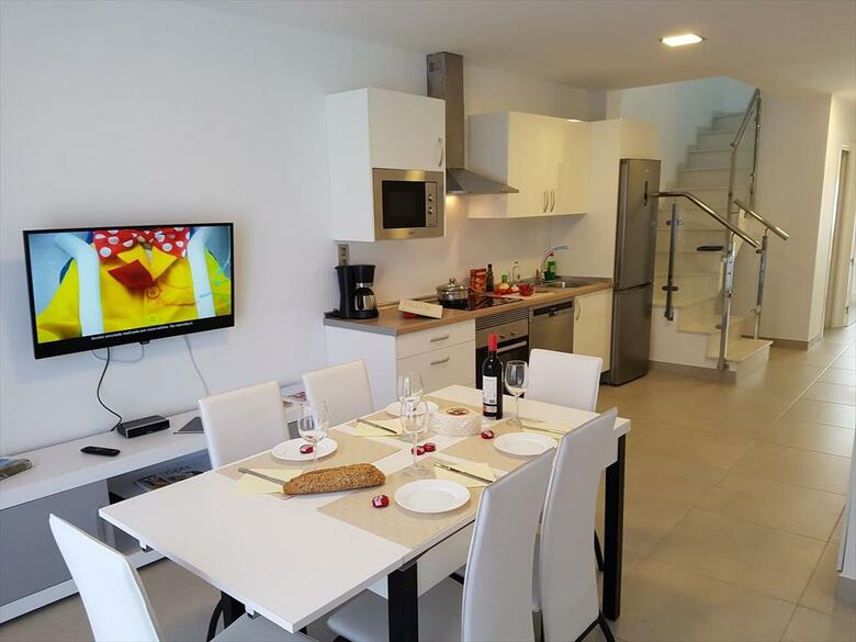 Canteras Suites Apartments