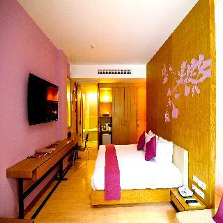 Hotel Iyara Beach Plaza
