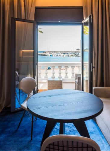 Hotel Miramar Rooms