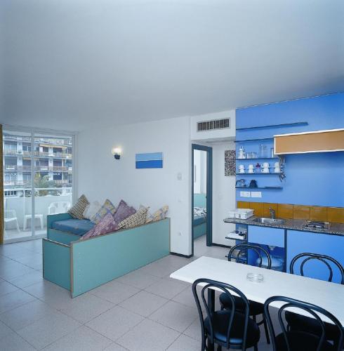 Apartments In Lloret De Mar 35197