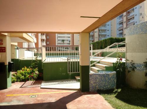 Apartamentos Gand�a Grau Y Playa 3000