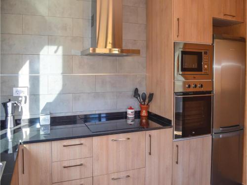 Four-bedroom Holiday Home In Macanet De La Selva