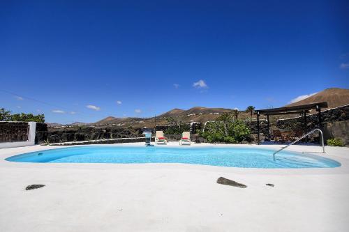 Apartamento Pe�as Blancas