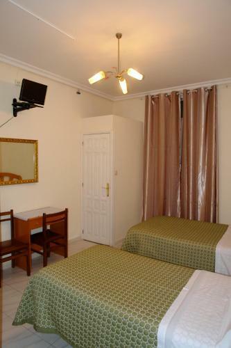 Hostal Dos Naciones