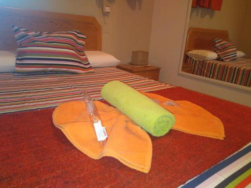 Hostal Village Rooms Multicolor