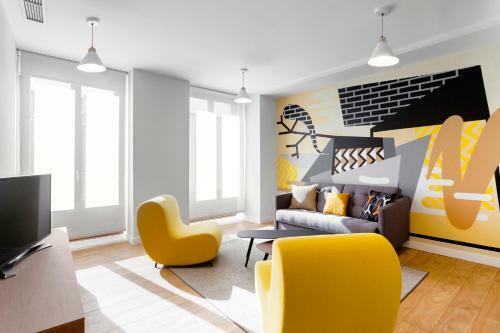 Home Art Apartments