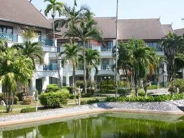 Hotel Pinnacle Grand Jomtien Resort