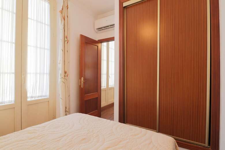 Apartamento Brand New One Bedroom Cathedral Views