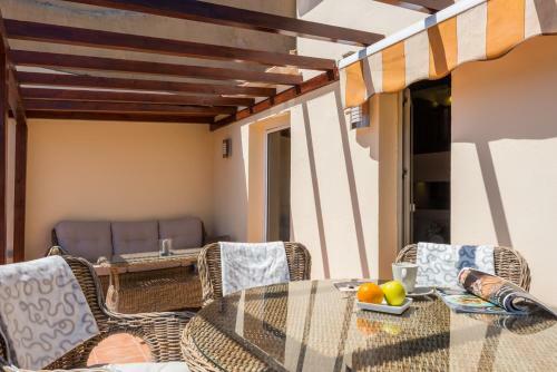Two-bedroom Apartment With Terrace Pastor